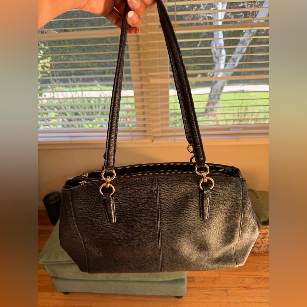 Coach Black Leather Shoulder Bag - Picture 2 of 5